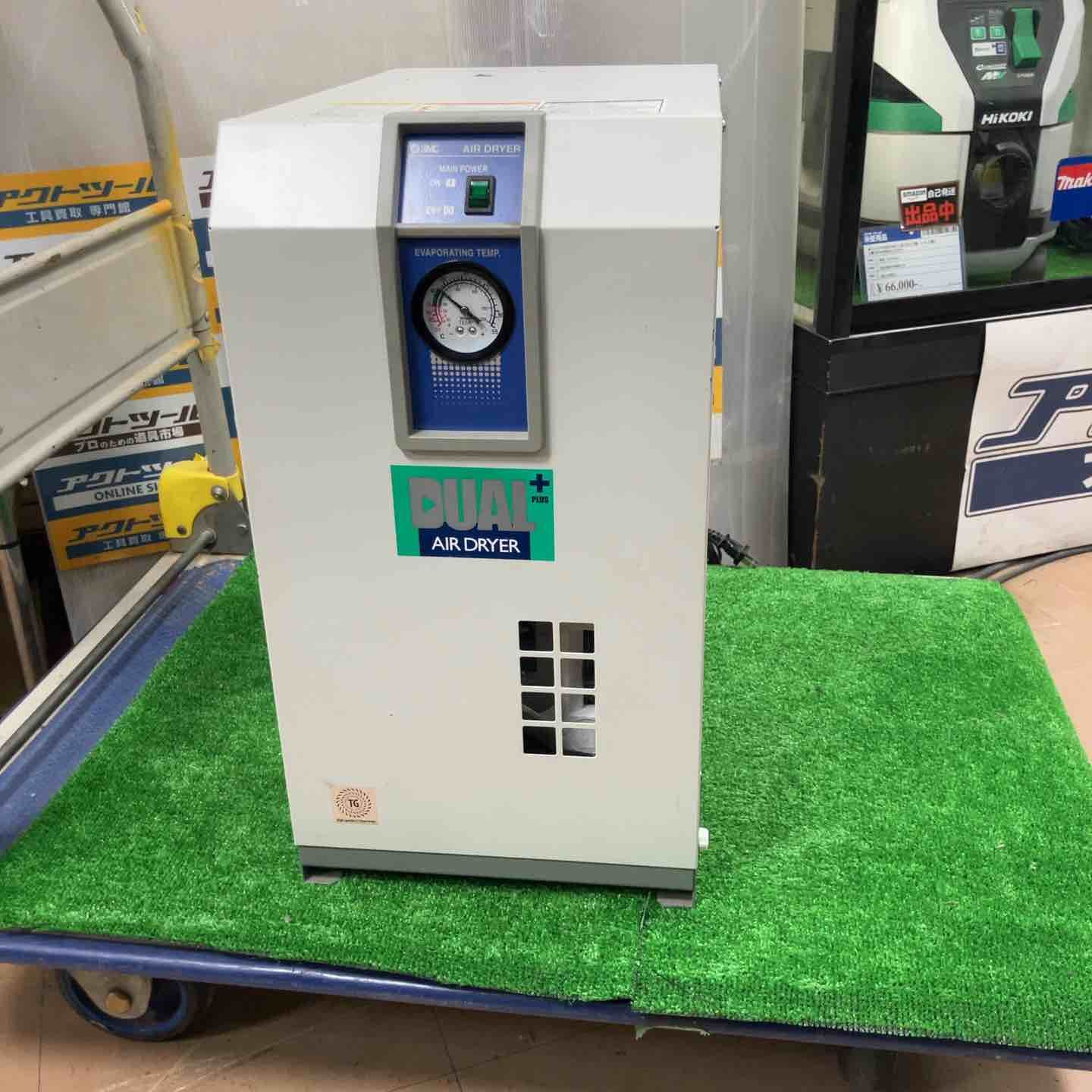 SMC エアドライヤー DUAL IDU 3 E-10-X 164 エアードライヤー 通電 済み
