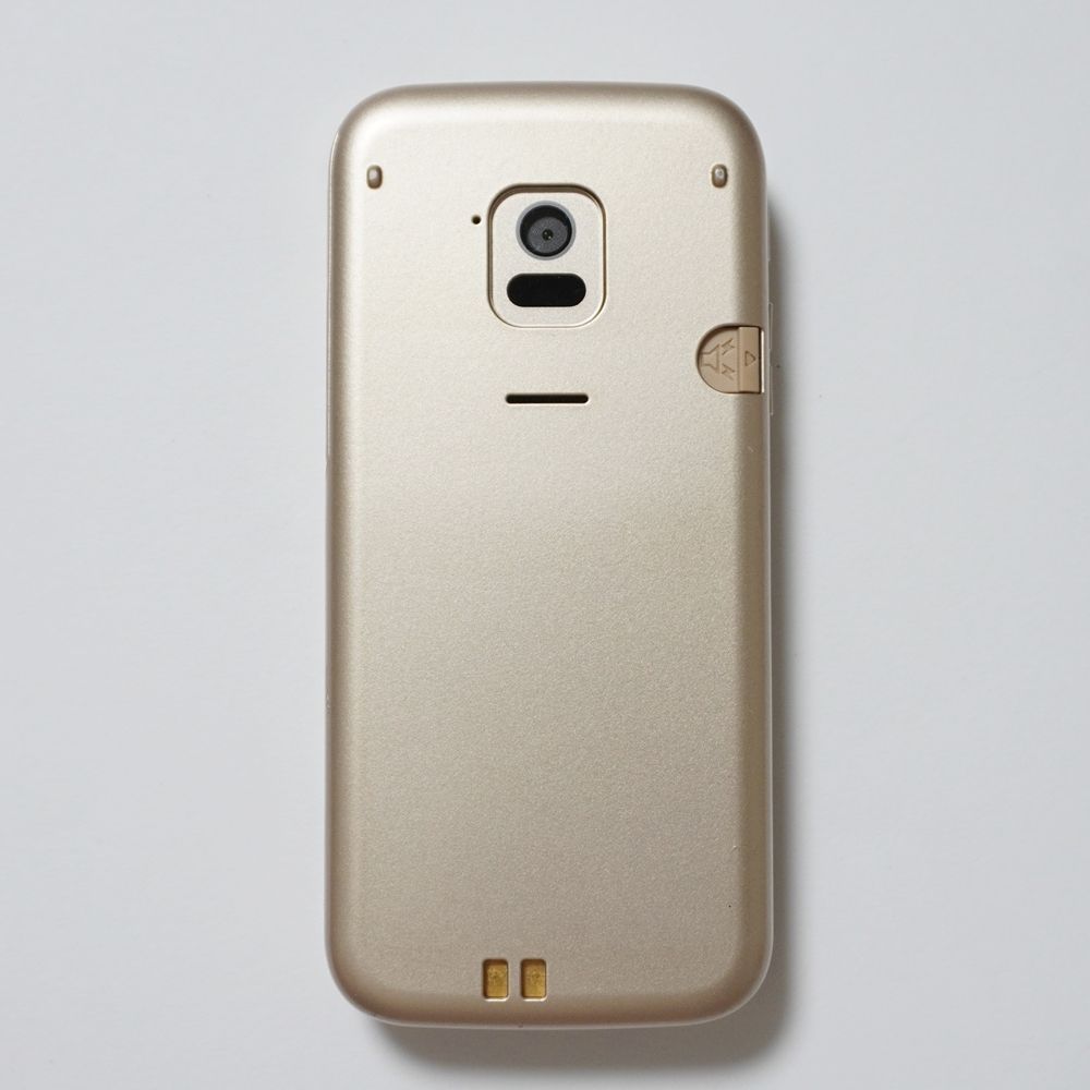 ☆ docomo らくらくホン F-02J ゴールド らくらくシリーズ 【美品】らくらくホン F-02J ゴールド ドコモ SIM