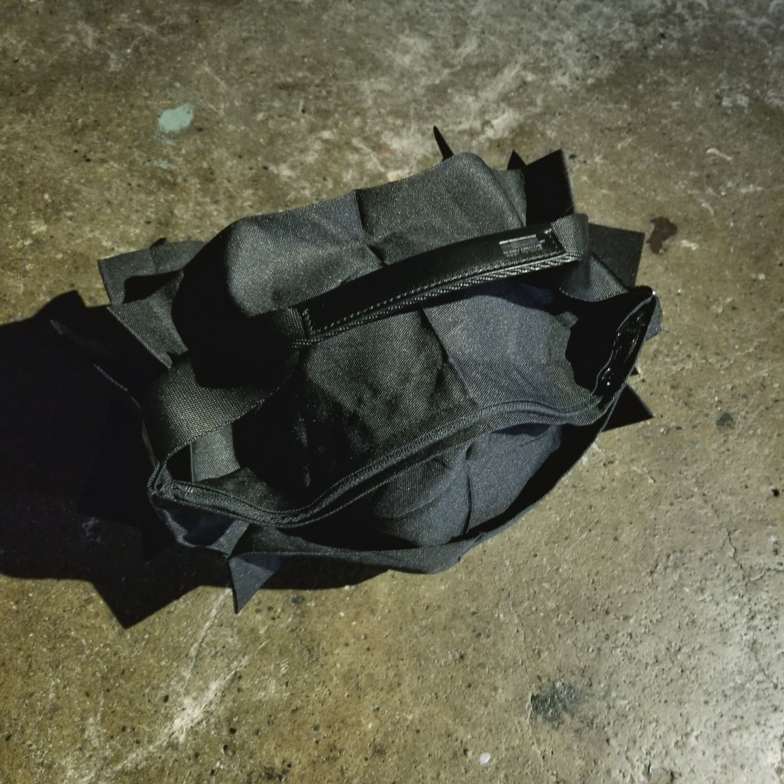 132.5 ISSEY MIYAKE 132 5. STANDARD BAG 折り紙 ハンドバッグ 