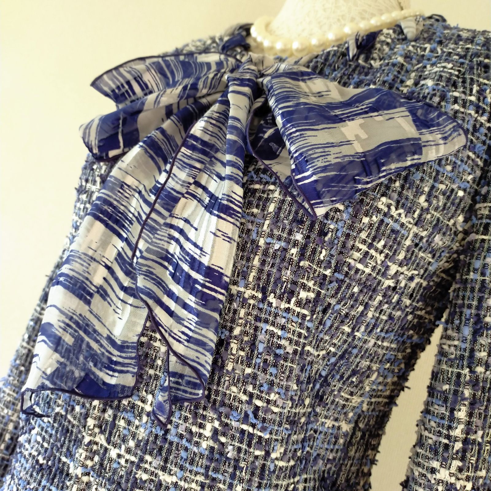 新品同様 高級ユキトリイ リボンの素敵なセットアップ ツイード 9号