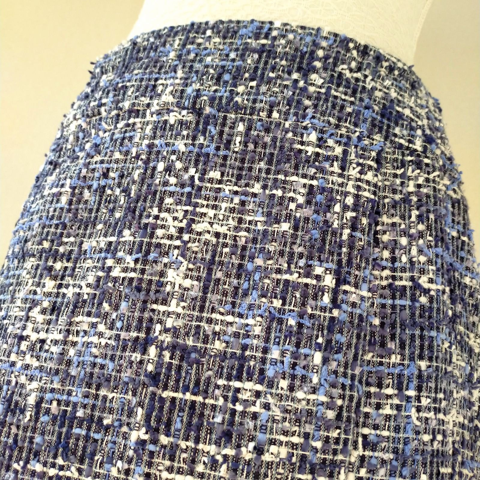 新品同様 高級ユキトリイ リボンの素敵なセットアップ ツイード 9号