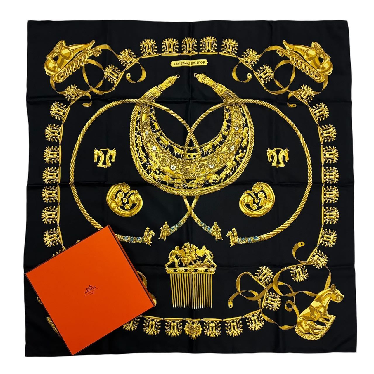 極美品 HERMES エルメス カレ90 LES CAVALIERS D'OR 黄金の騎士