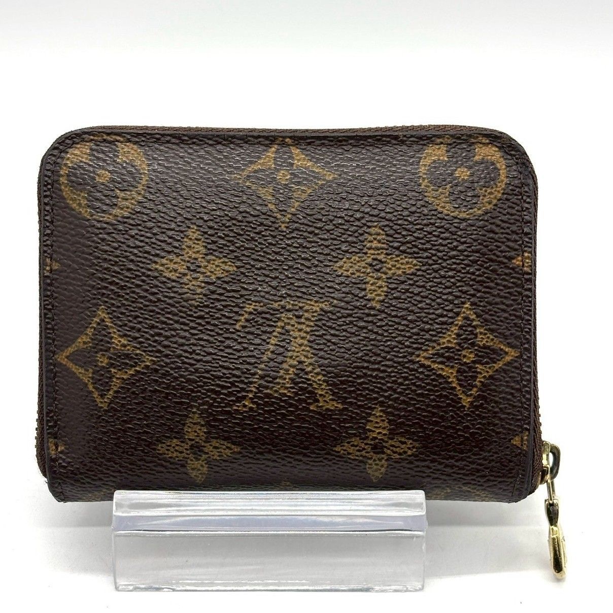 小さく整う、定番力】 LOUIS VUITTON コインケース ジッピー コイン