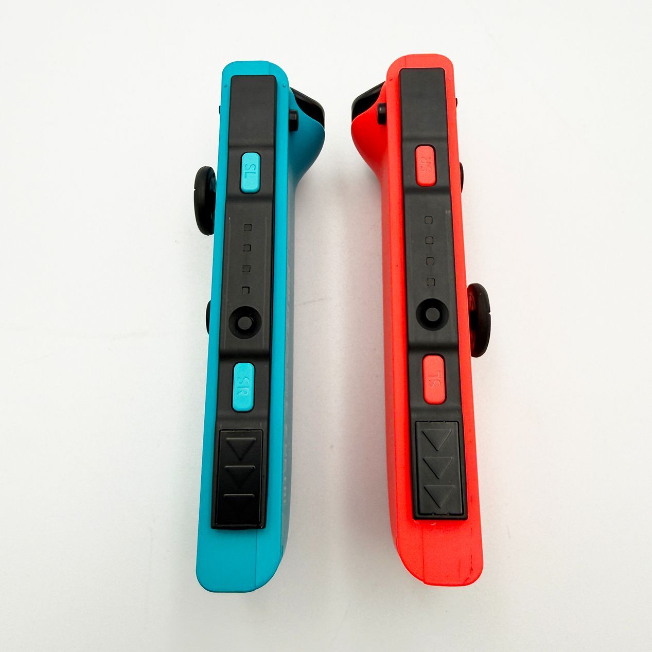 本日発売「Nintendo 【中古・美品】Nintendo Switch 本体 (有機EL 
