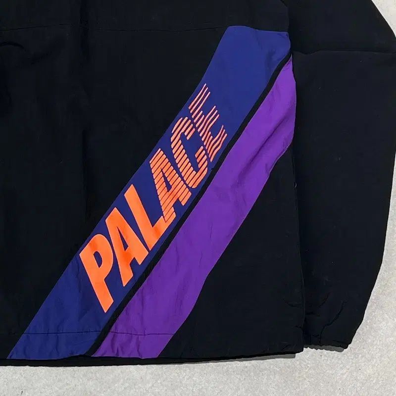 PALACE パレス ハーフジップ アノラック s09615 - メルカリ
