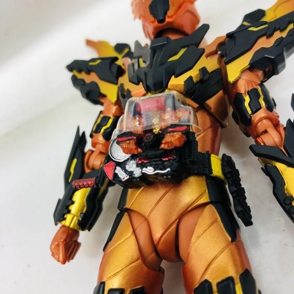 中古】開封)S.H.Figuarts 仮面ライダークローズマグマ[22] - メルカリ