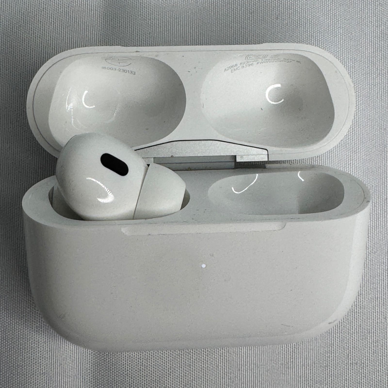 右耳欠品/USB-C】Apple AirPods Pro 第2世代 A2968 A3048 左耳+充電