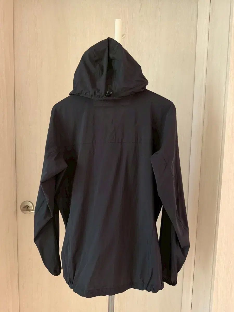 スカバーシュフーディー