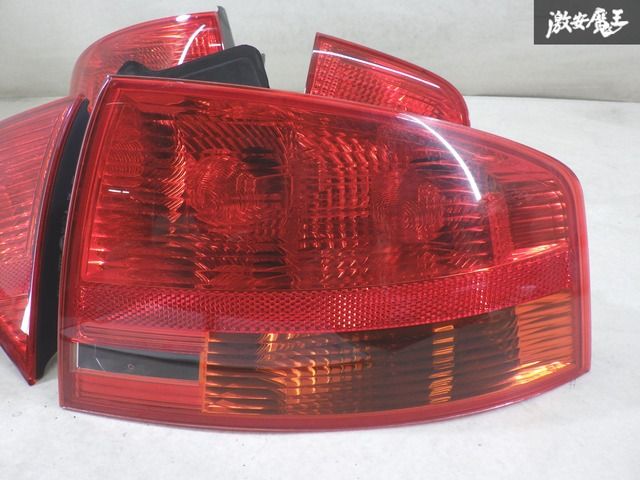 AUDI アウディA4 8EBWEF 右側 テールランプ 8E5 945 095 Audi