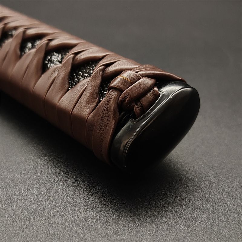 日本刀柄 黒目縁頭 龍目貫 pbz18 日本刀装具 新品 全長約26CM 本鮫皮