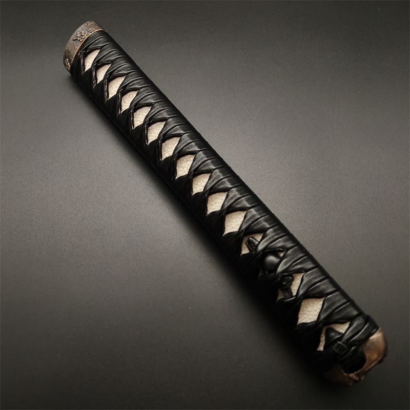 日本刀柄 桜縁頭 桃目貫 pbz21 日本刀装具 新品 全長約26CM 本鮫皮