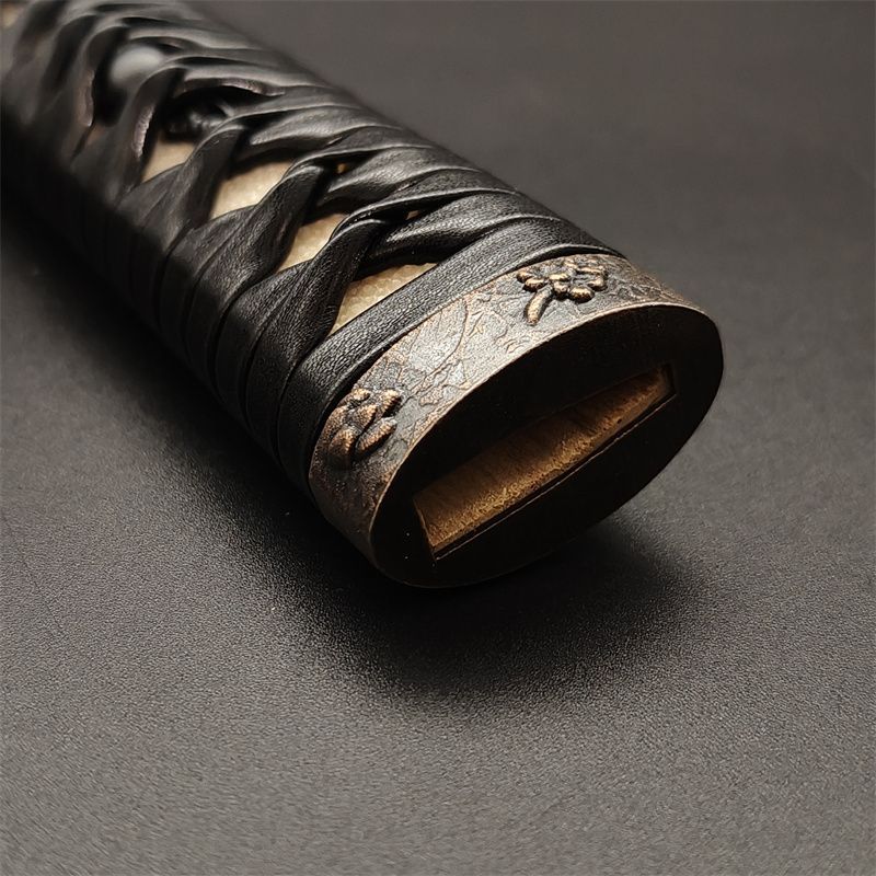 日本刀柄 桜縁頭 桃目貫 pbz21 日本刀装具 新品 全長約26CM 本鮫皮