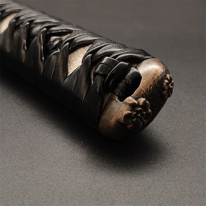 日本刀柄 桜縁頭 桃目貫 pbz21 日本刀装具 新品 全長約26CM 本鮫皮