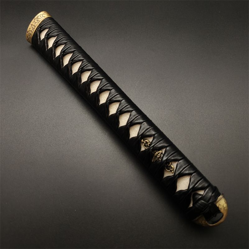 日本刀柄 唐草縁頭 五三の桐目貫 pbz25 日本刀装具 新品 全長約26CM 本