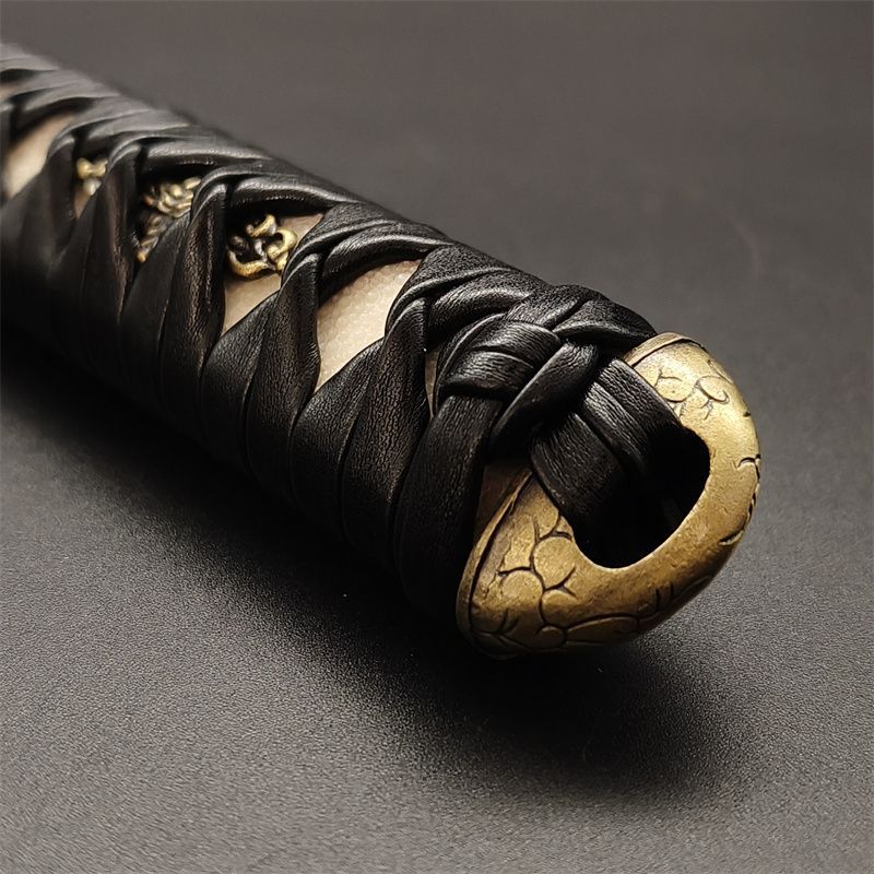 日本刀柄 唐草縁頭 五三の桐目貫 pbz25 日本刀装具 新品 全長約26CM 本