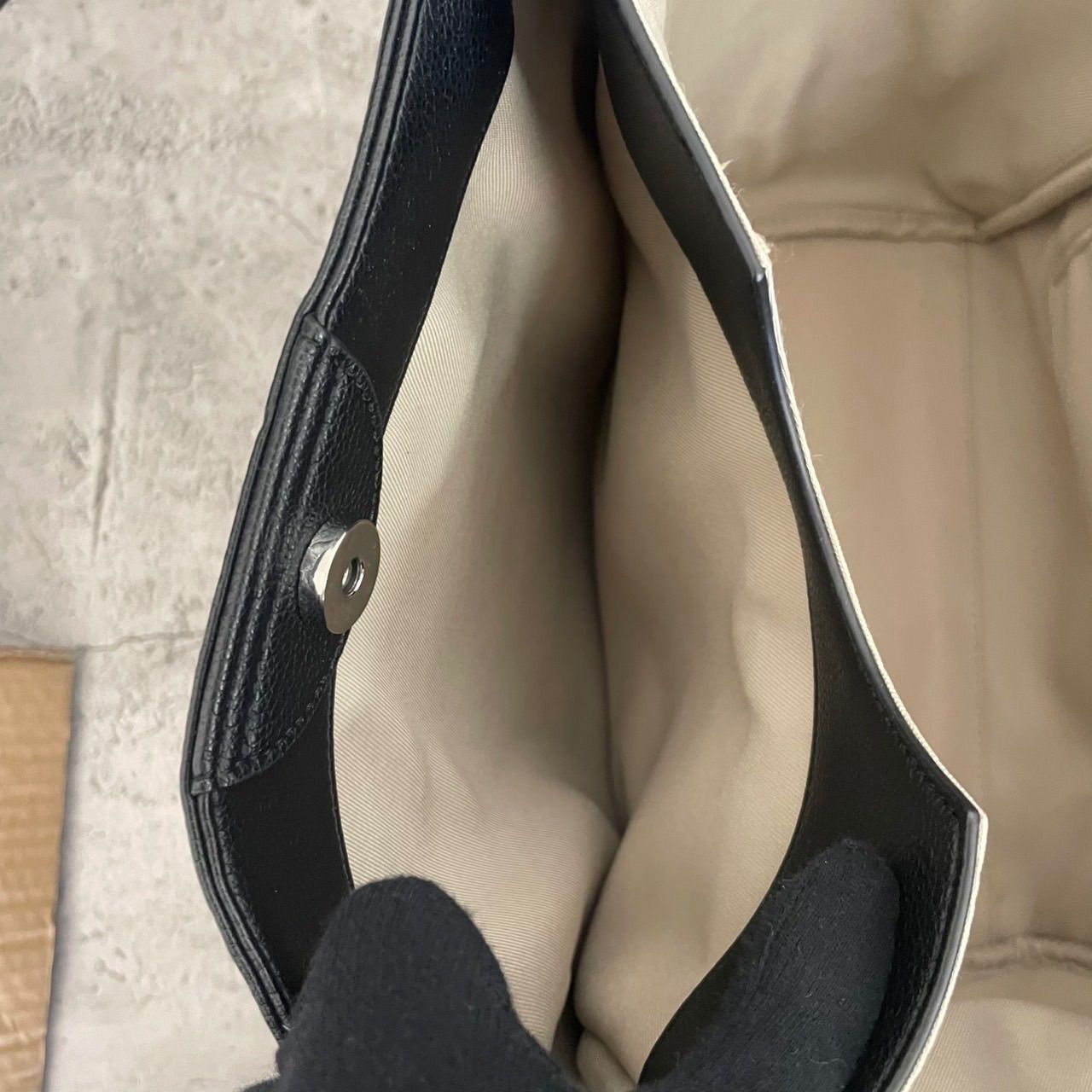 未使用級 キタムラ トートバッグ A4収納 シボ レザー 黒 ブラック