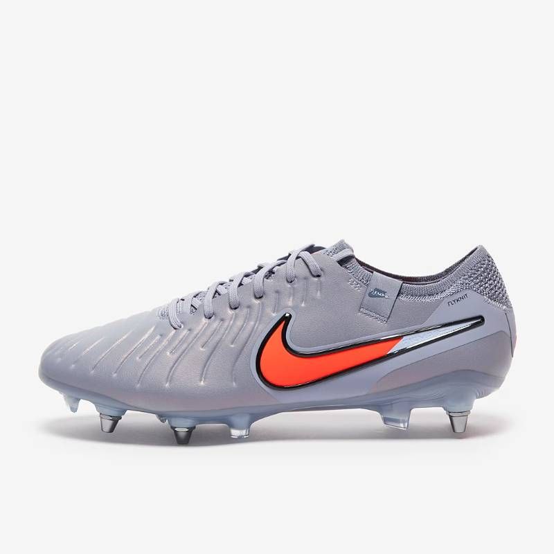 送料無料・匿名配送】Nike ナイキ サッカースパイク Tiempo Legend X