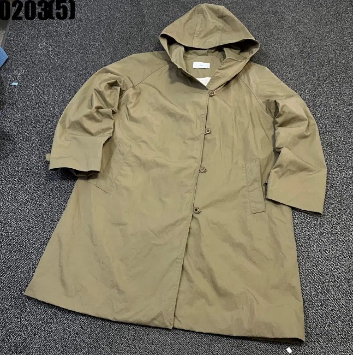 WHOロングコート カーキ色 0203
