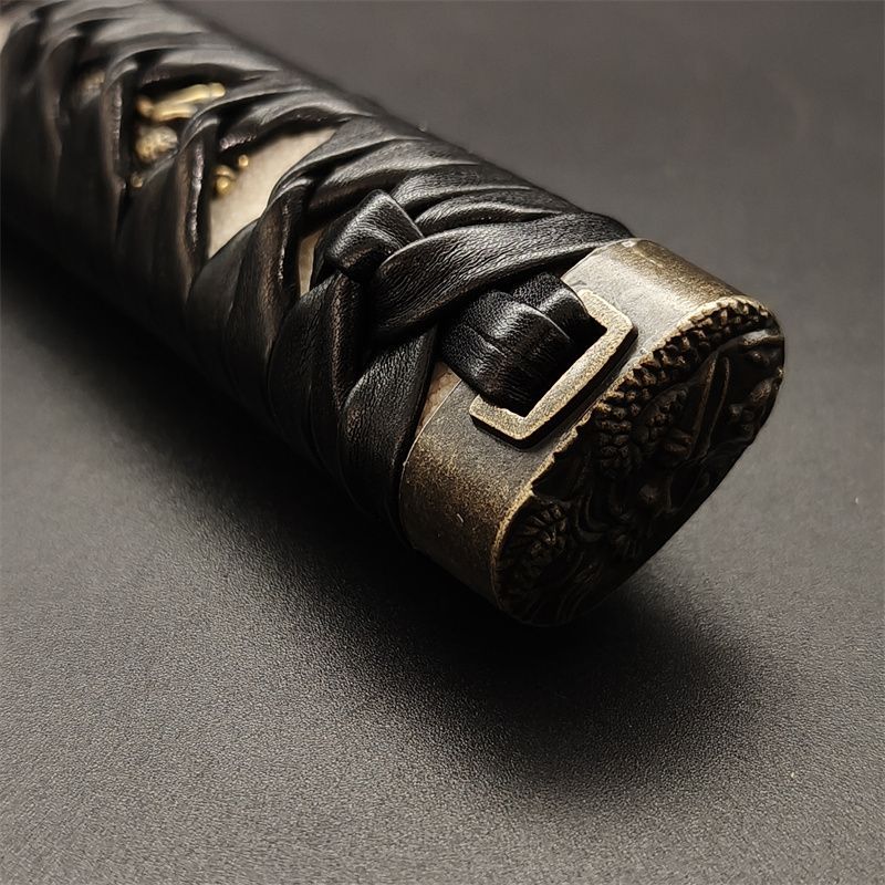 日本刀柄 雲龍縁頭 龍目貫 pbz37 日本刀装具 新品 全長約26CM 本鮫皮