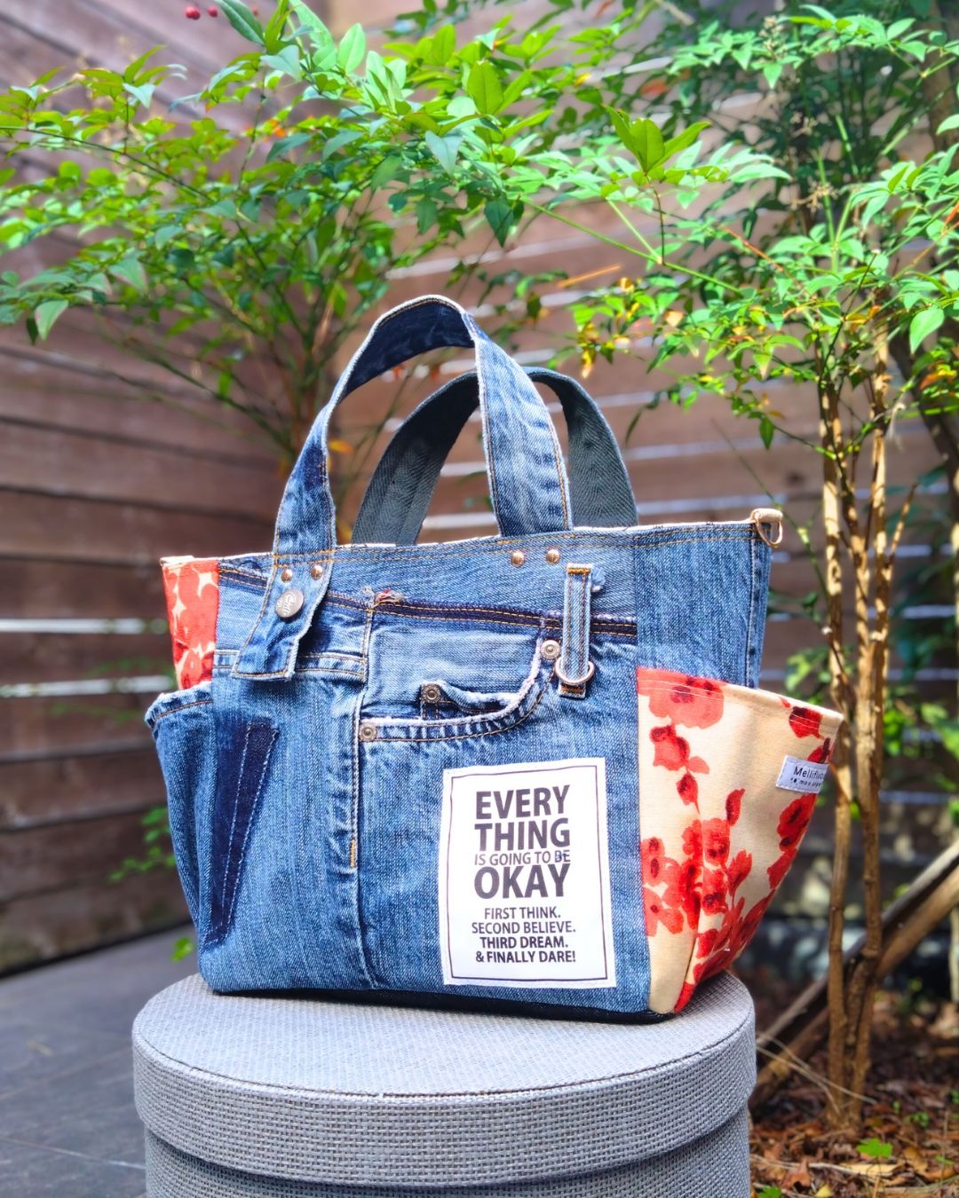 🆕№835【👖DENIM✖️ボタニカル サイドポケット付き トートバッグ⚮̈