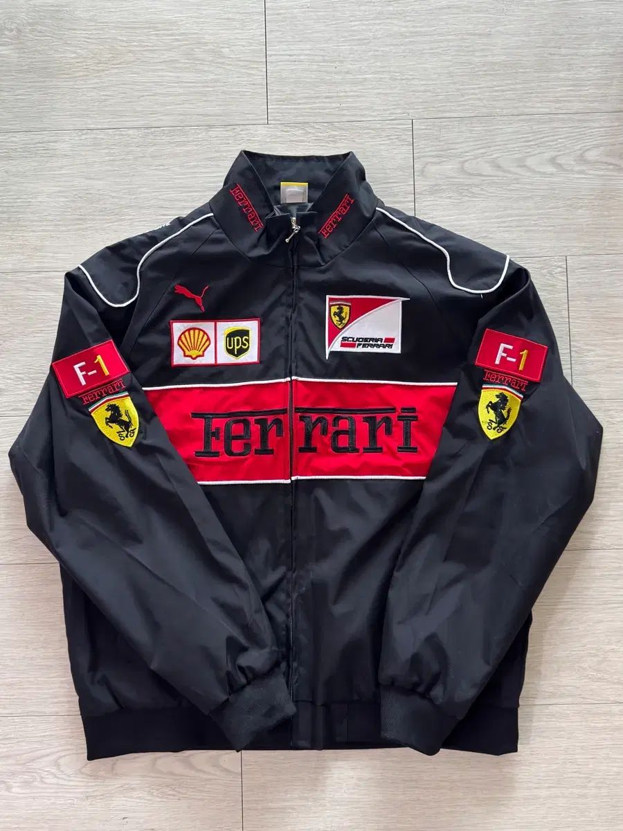 フェラーリ F1 刺繍パッチ レーシングジャケット - メルカリ