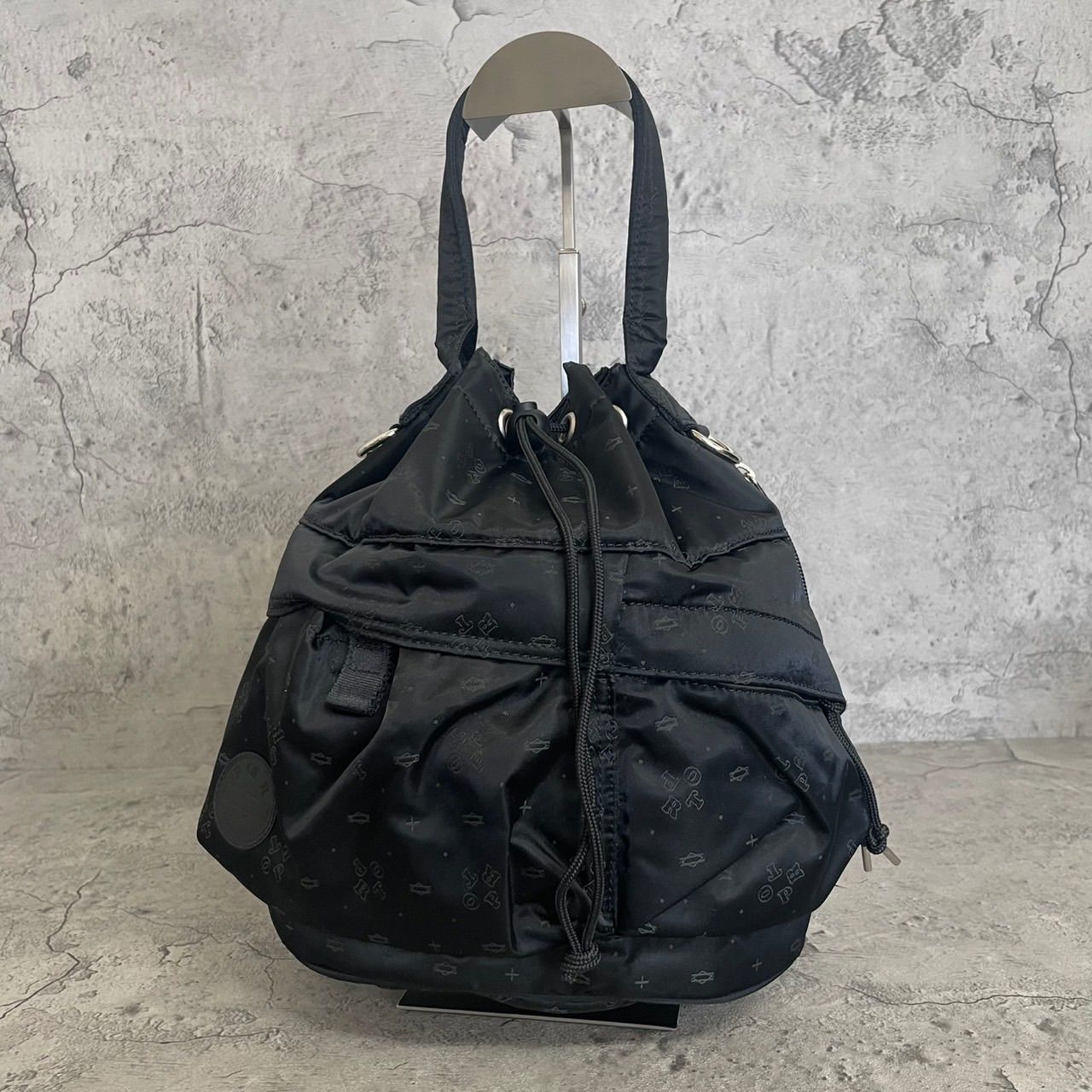 【極美品✨完売品/バルーンサック】ポーター　2way ショルダーバッグ　黒　巾着 極美品 PORTER ポーター 2way ショルダーバッグ 巾着 モノグラム
