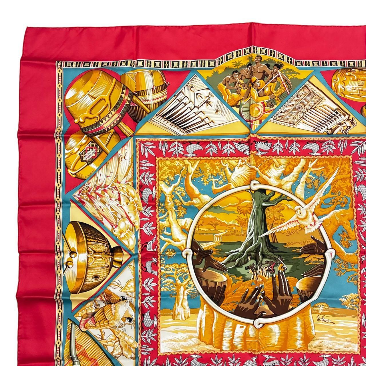 【美品】HERMES　エルメス　カレ90　スカーフ　タムタムの音に合わせて 極美品 HERMES エルメス スカーフ カレ90 Au Son du Tam Tam タムタム