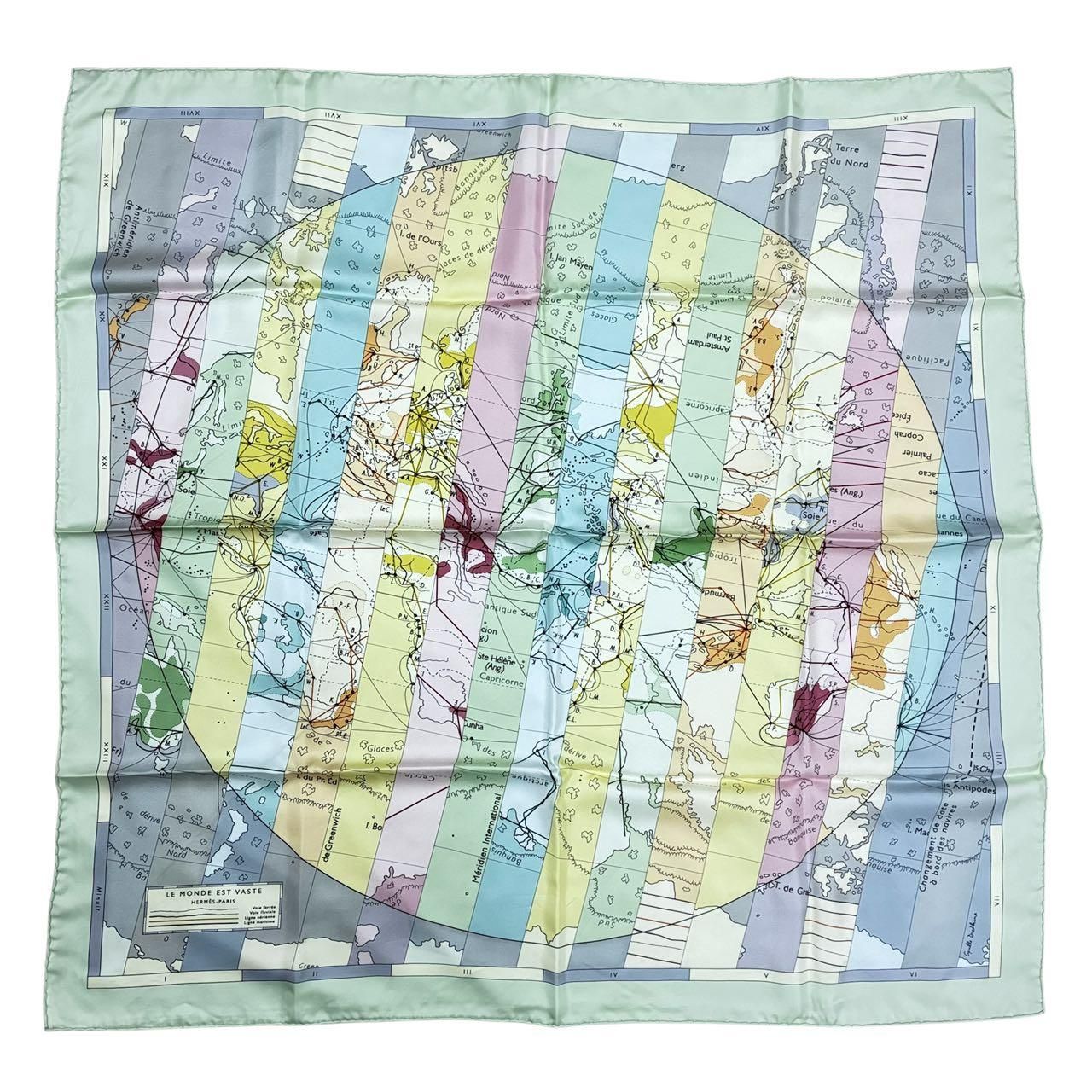 極美品 HERMES エルメス カレ90 スカーフ『 LE MONDE EST VASTE (世界