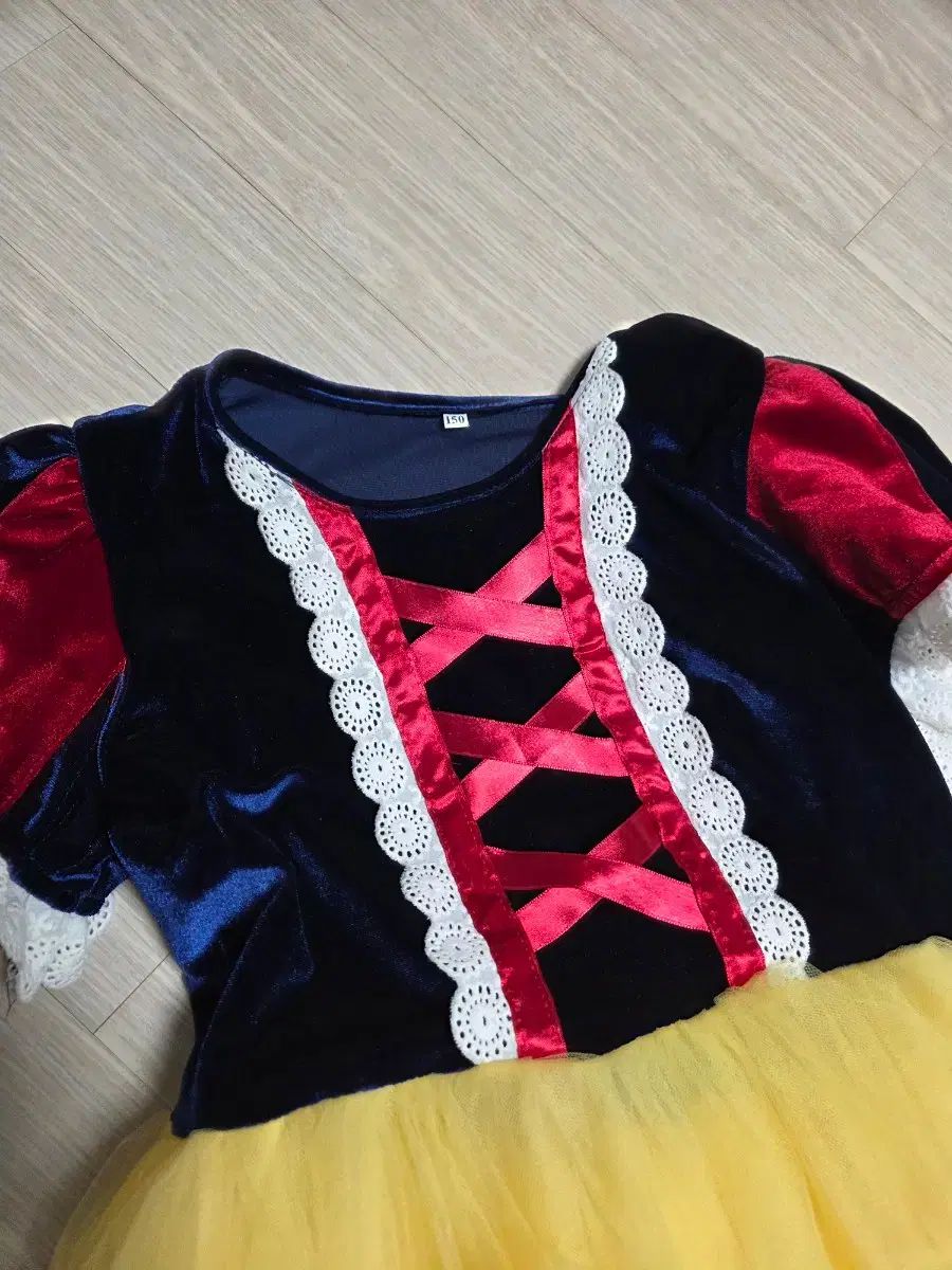 白雪姫ドレスコスチューム＋カチューシャ