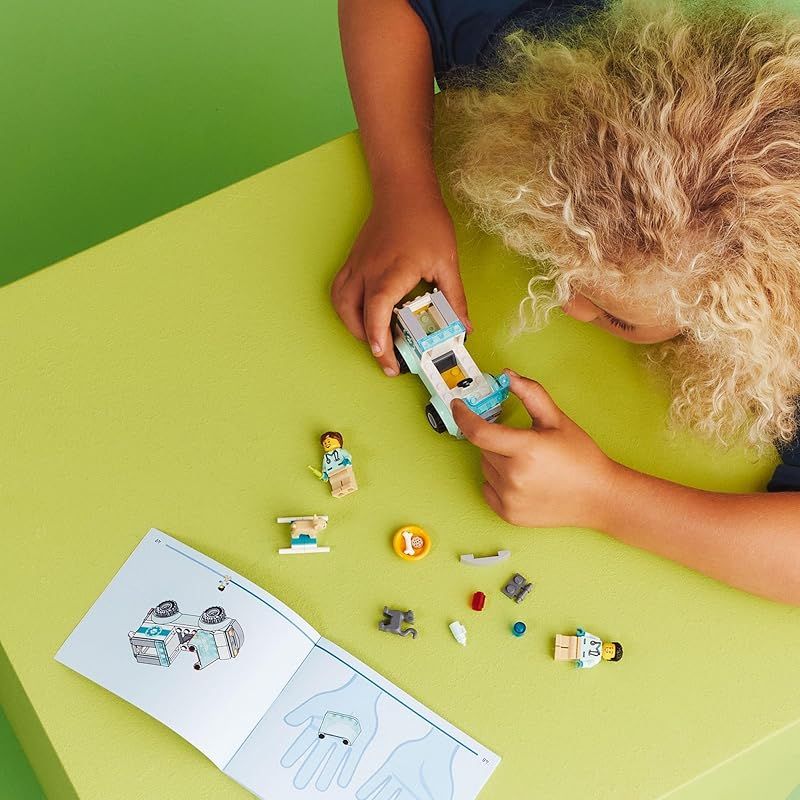 新着商品】レゴ(LEGO) シティ どうぶつ救急車 60382 おもちゃ ブロック