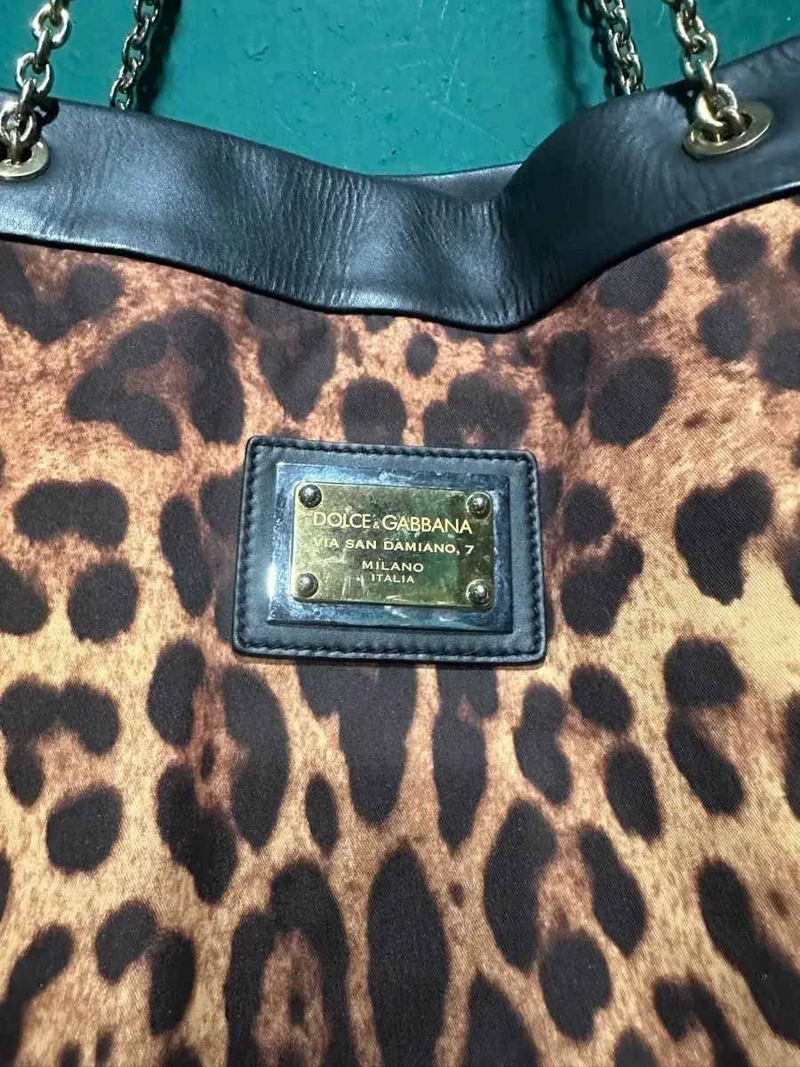 ドルチェ＆ガッバーナ レオパード ヒョウ柄 チェーン ショルダーバッグ
