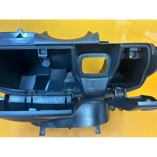 AAE 32218]ヤマハ YAMAHA グランドマジェスティ250 SG15J-001 フロント