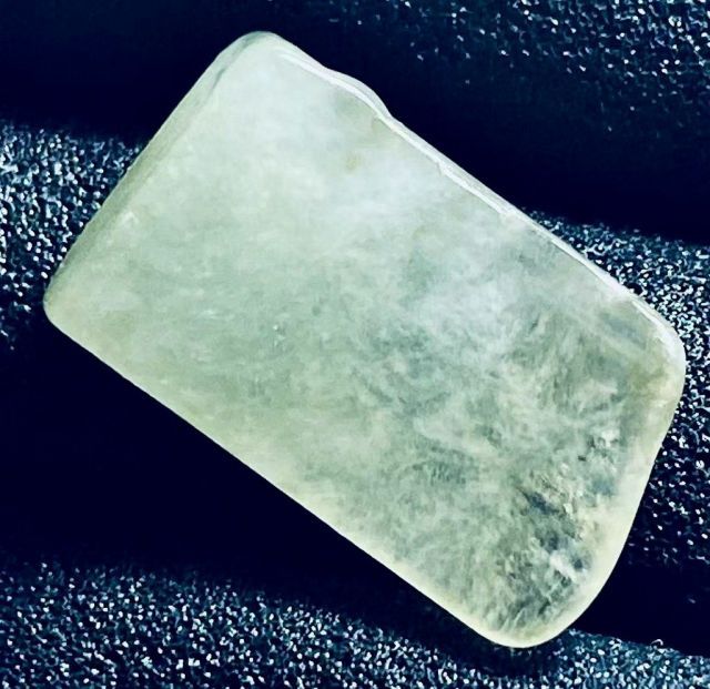 糸魚川翡翠 市場価格38万円！希少 ☆超綺麗見惚れるほど美しい！！！純天然糸魚川