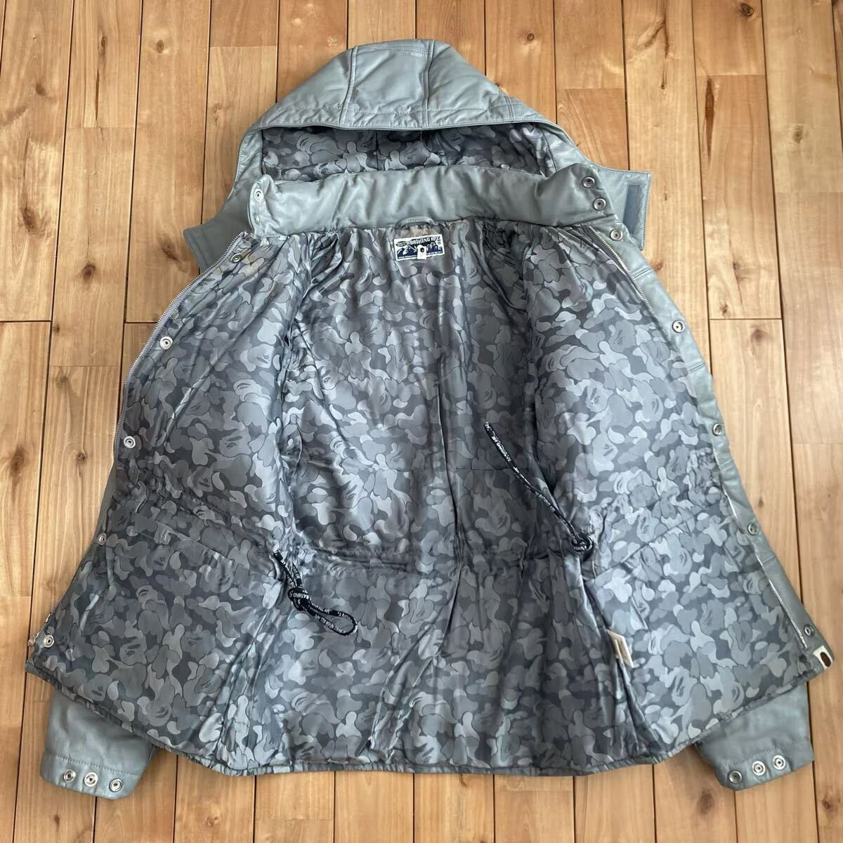 レザー ダウンジャケット Mサイズ a bathing ape BAPE hoodie leather