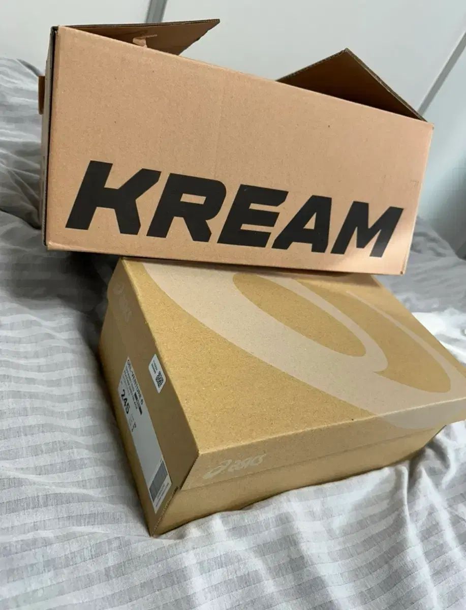 アシックス ゲル ベンチャー 6 フェザー グレー ブラック 245