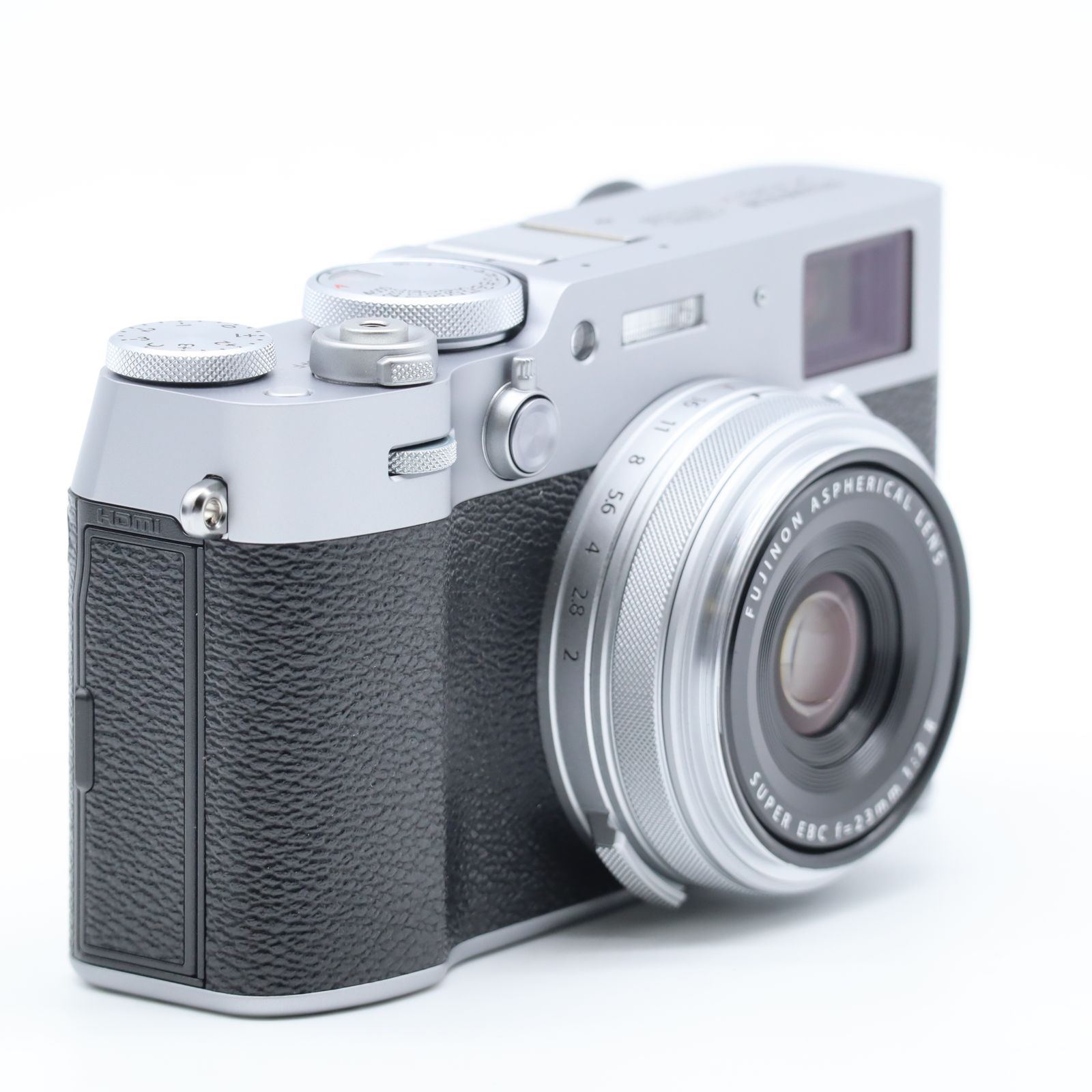 FUJIFILM X100VI シルバー｜約4020万画素 APS-C・23mm F2単焦点｜手