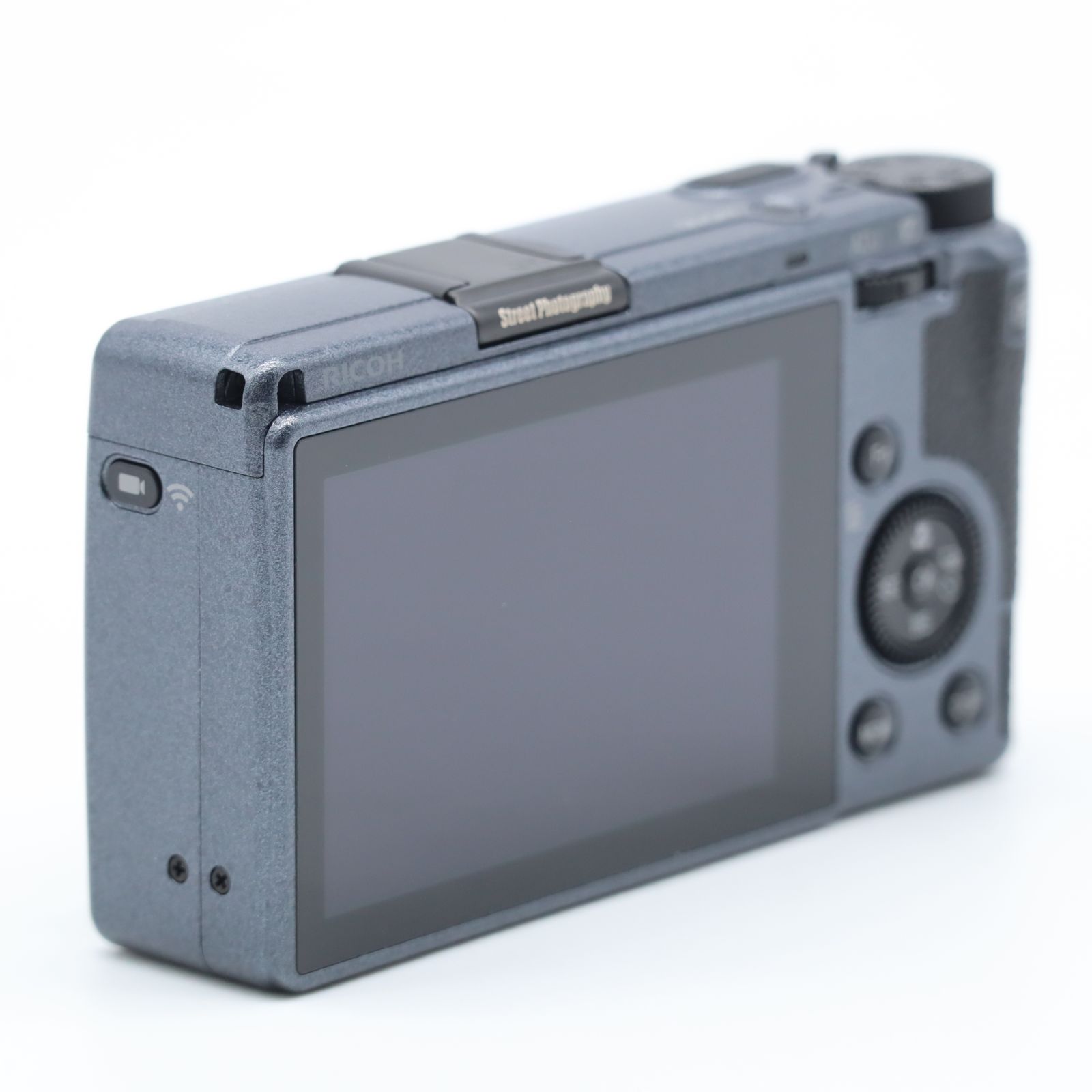 ショット663】 RICOH GR IIIx Urban Edition メタリックグレー｜40mm