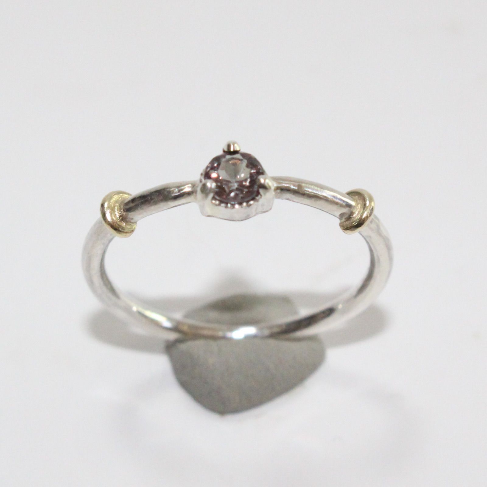 まるでマラヤな赤紫色✴︎ベキリーカラーチェンジガーネットK10小