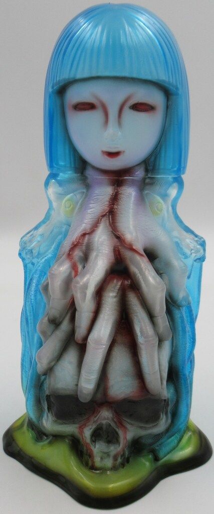 かっこわらい雑貨店 ELIZABETH クリア成型/青髪/黄 - メルカリ