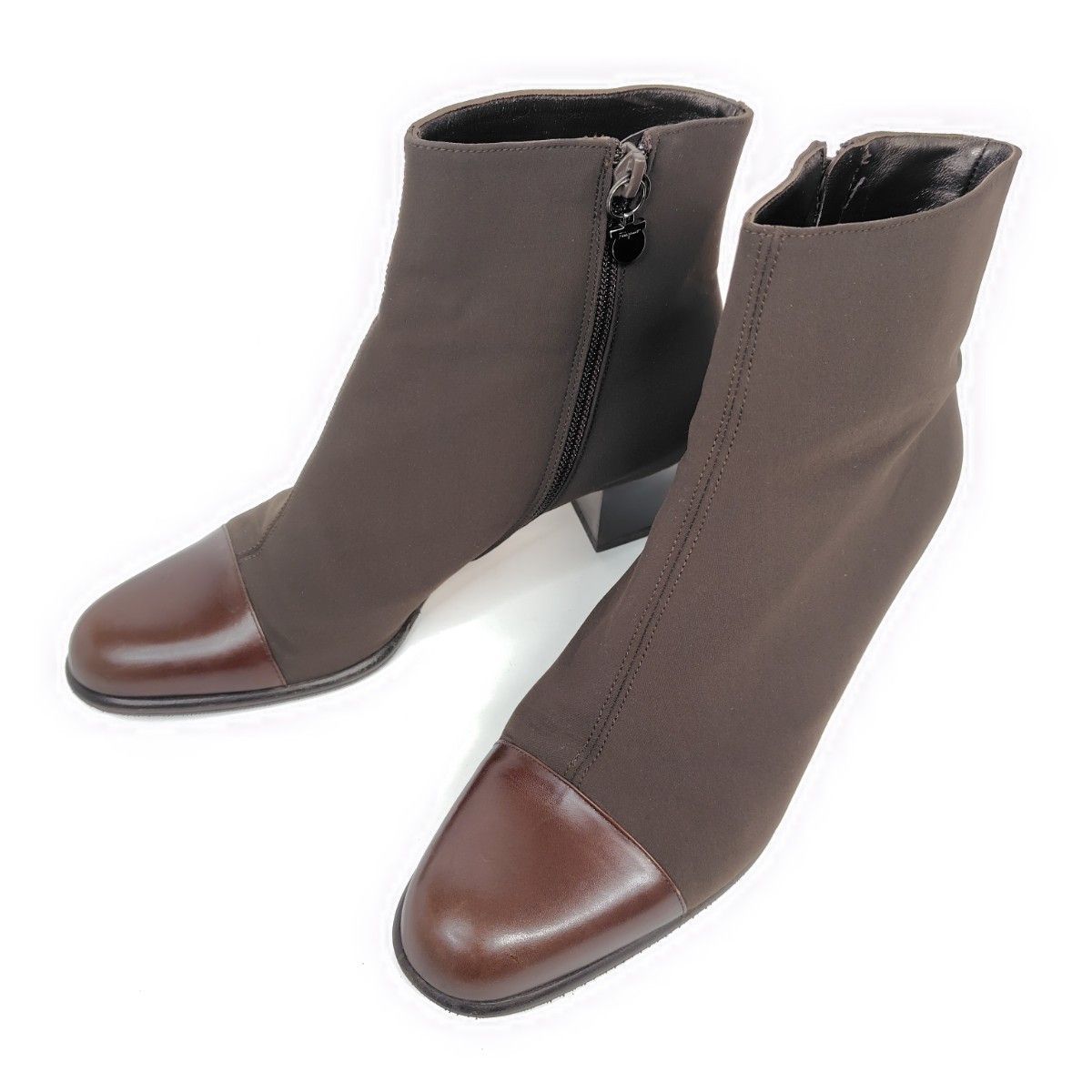 ☆使用感少なめ美品☆Salvatore Ferragamo フェラガモ ショートブーツ