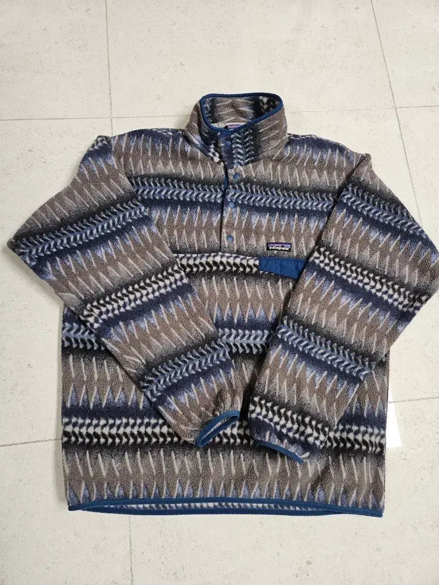 パタゴニア Synchilla L ミネハ下