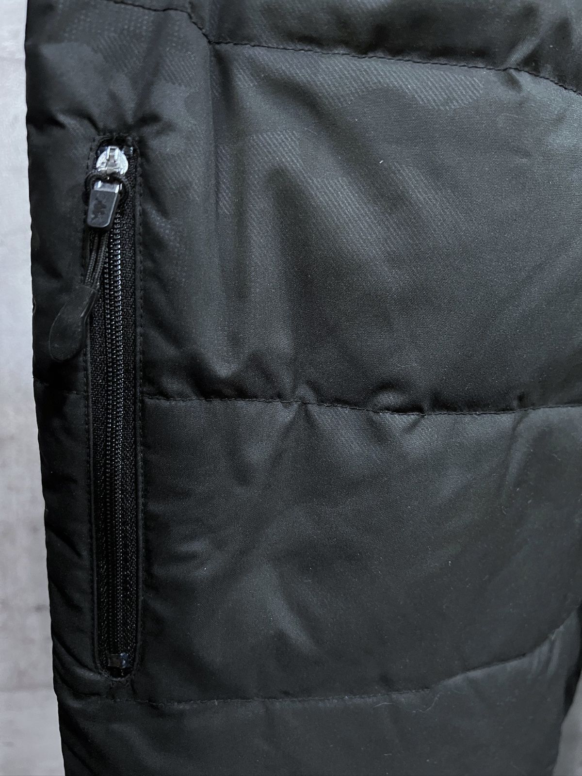 美品 kappa GOLF ダウンパンツ ブラック 迷彩 メンズ LL 黒 カモフラ カッパゴルフ KG552PA47 KAPPA GOLF カッパゴルフ ダウンパンツ カモフラ柄 ブラック