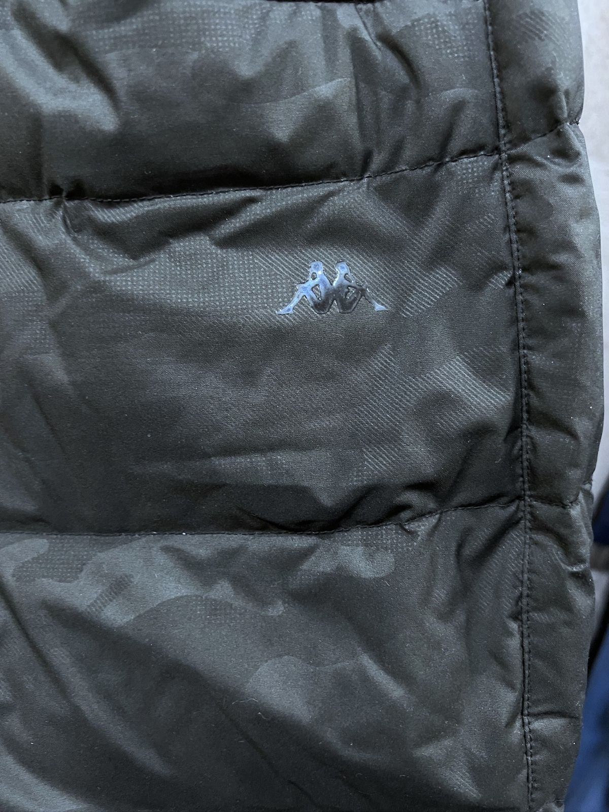 美品 kappa GOLF ダウンパンツ ブラック 迷彩 メンズ LL 黒 カモフラ カッパゴルフ KG552PA47 KAPPA GOLF カッパゴルフ ダウンパンツ カモフラ柄 ブラック