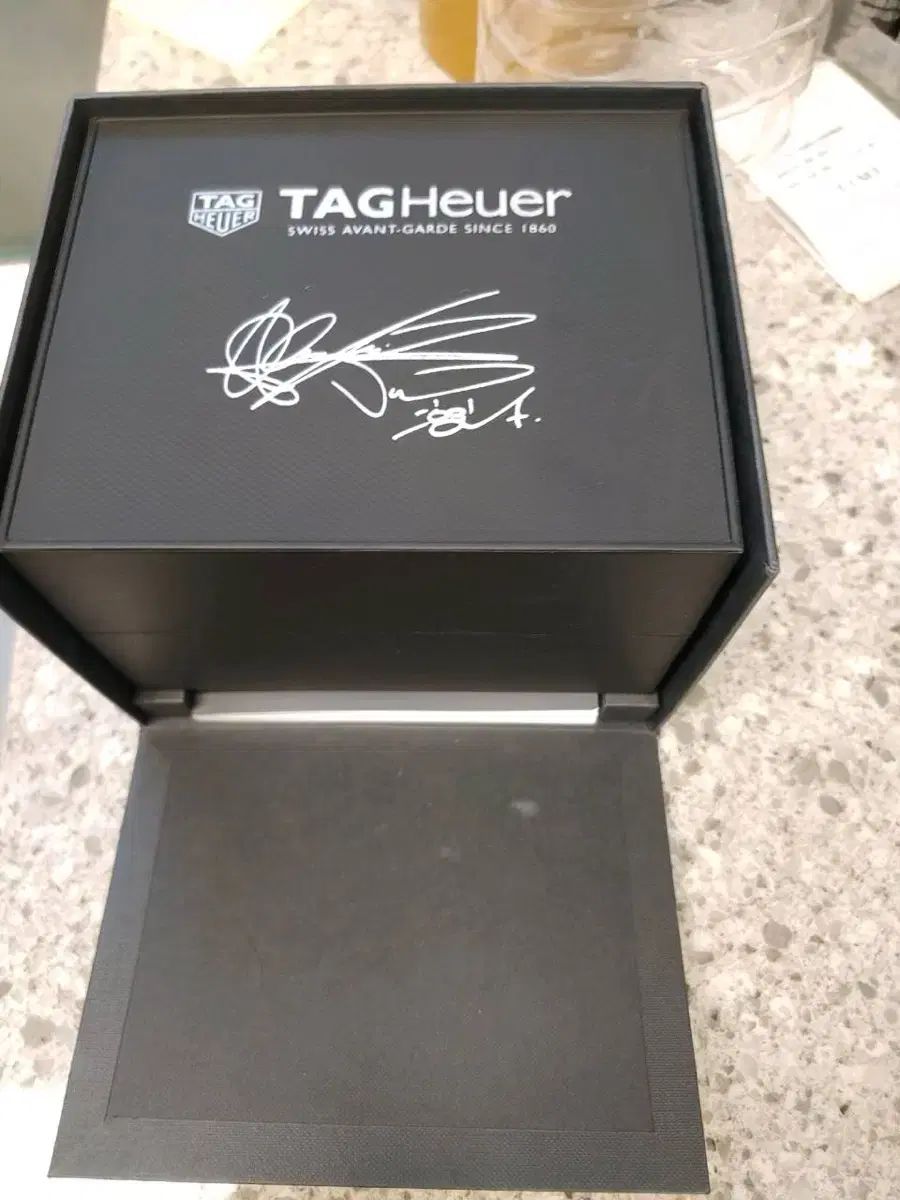 アクアレーサー