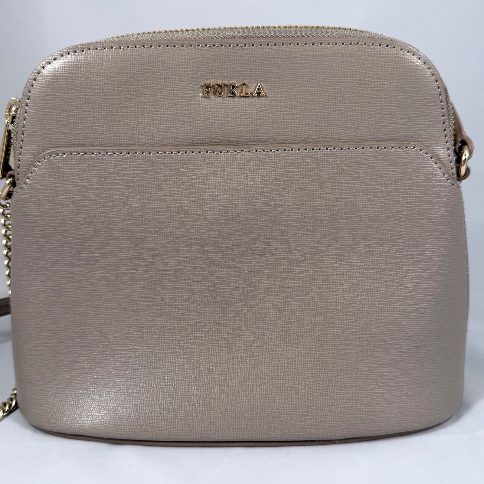 FURLA ショルダーバッグ グレージュ フルラ チェーン サフィアーノ
