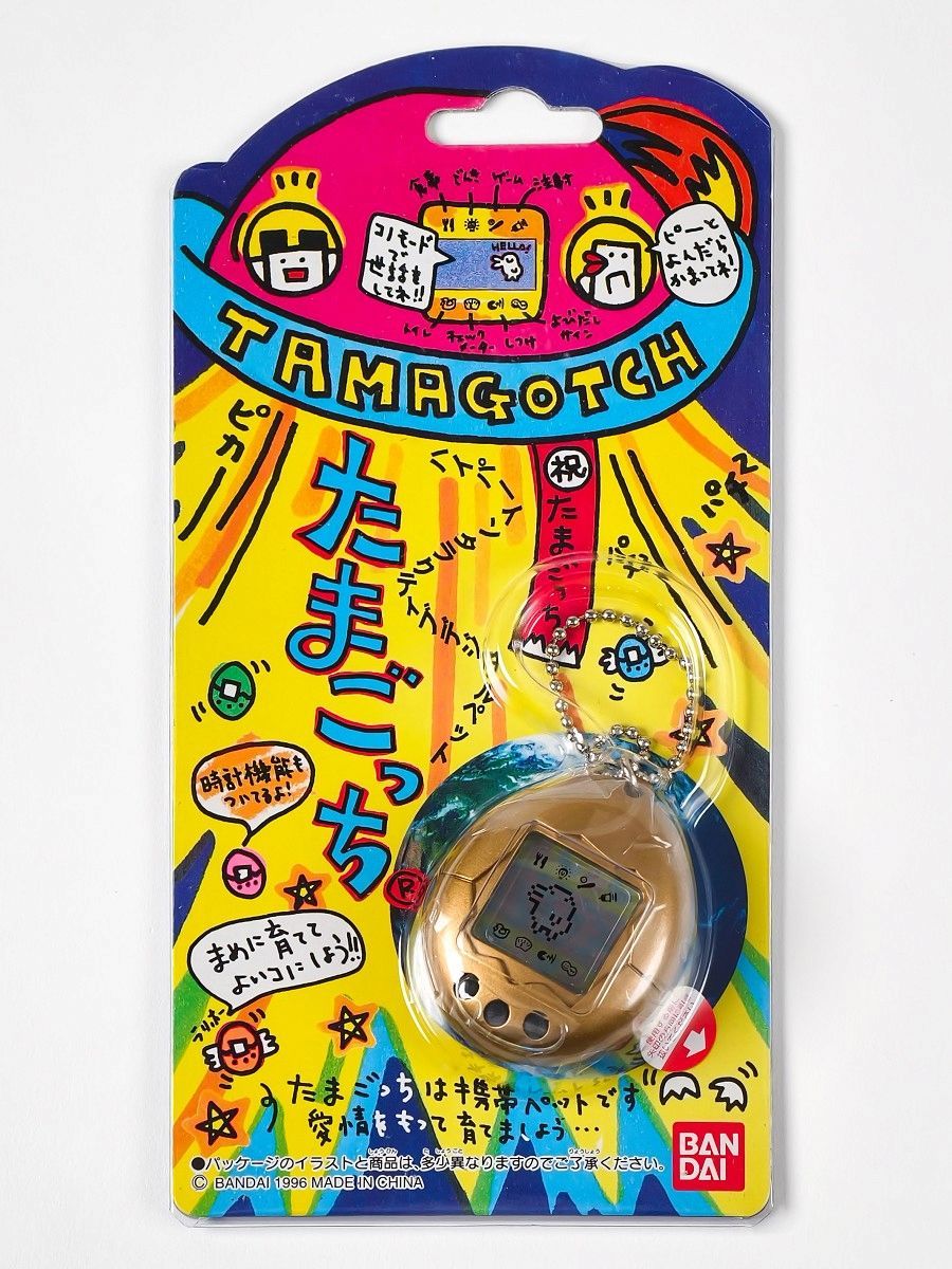 未開封 バンダイ 初代 たまごっち 金色 1996年 お正月限定 - メルカリ