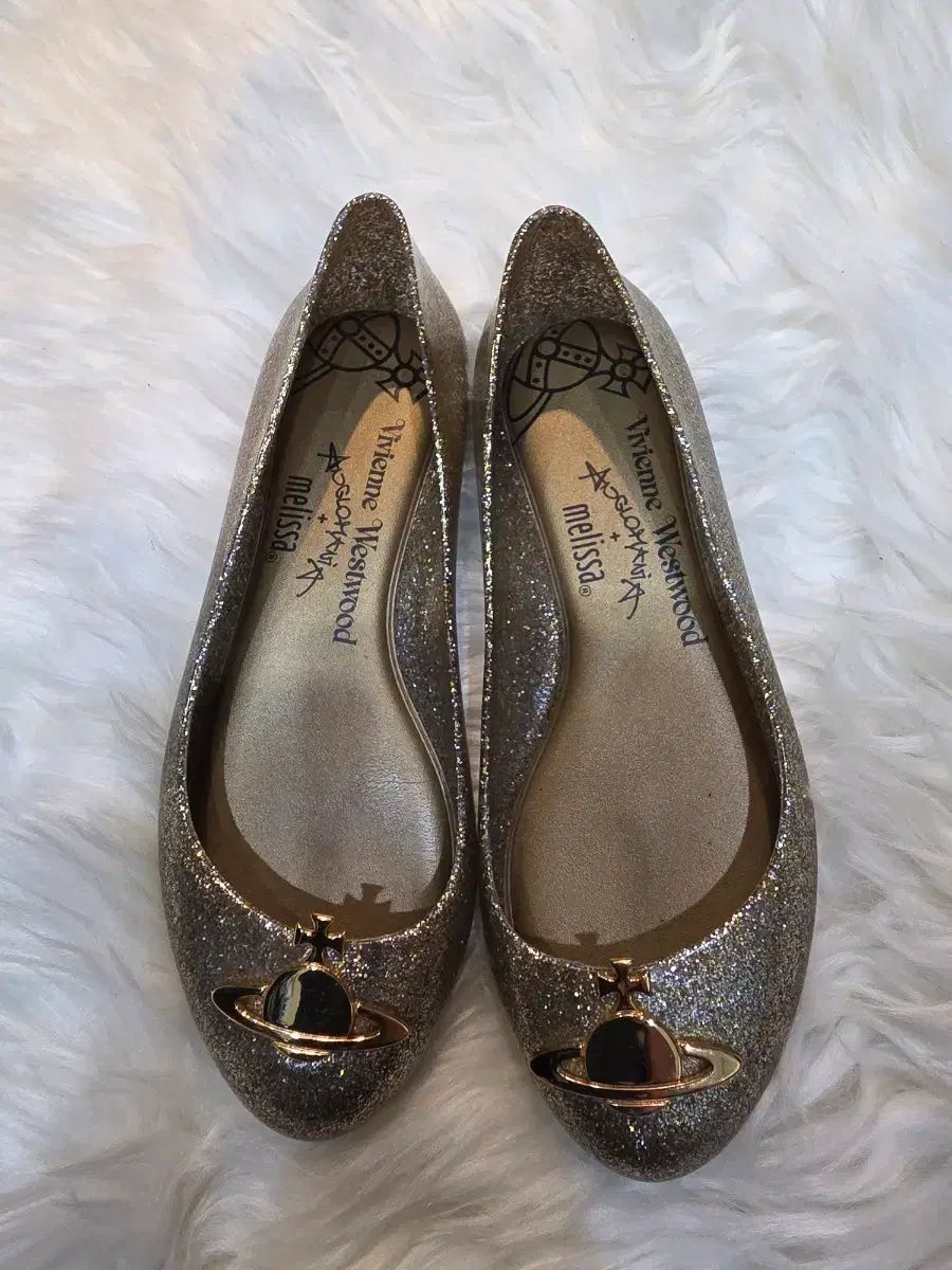 ヴィヴィアン・ウエストウッド Melissa(メリッサ) 金色 グリッター