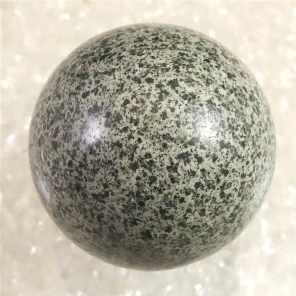 ガーディアナイト