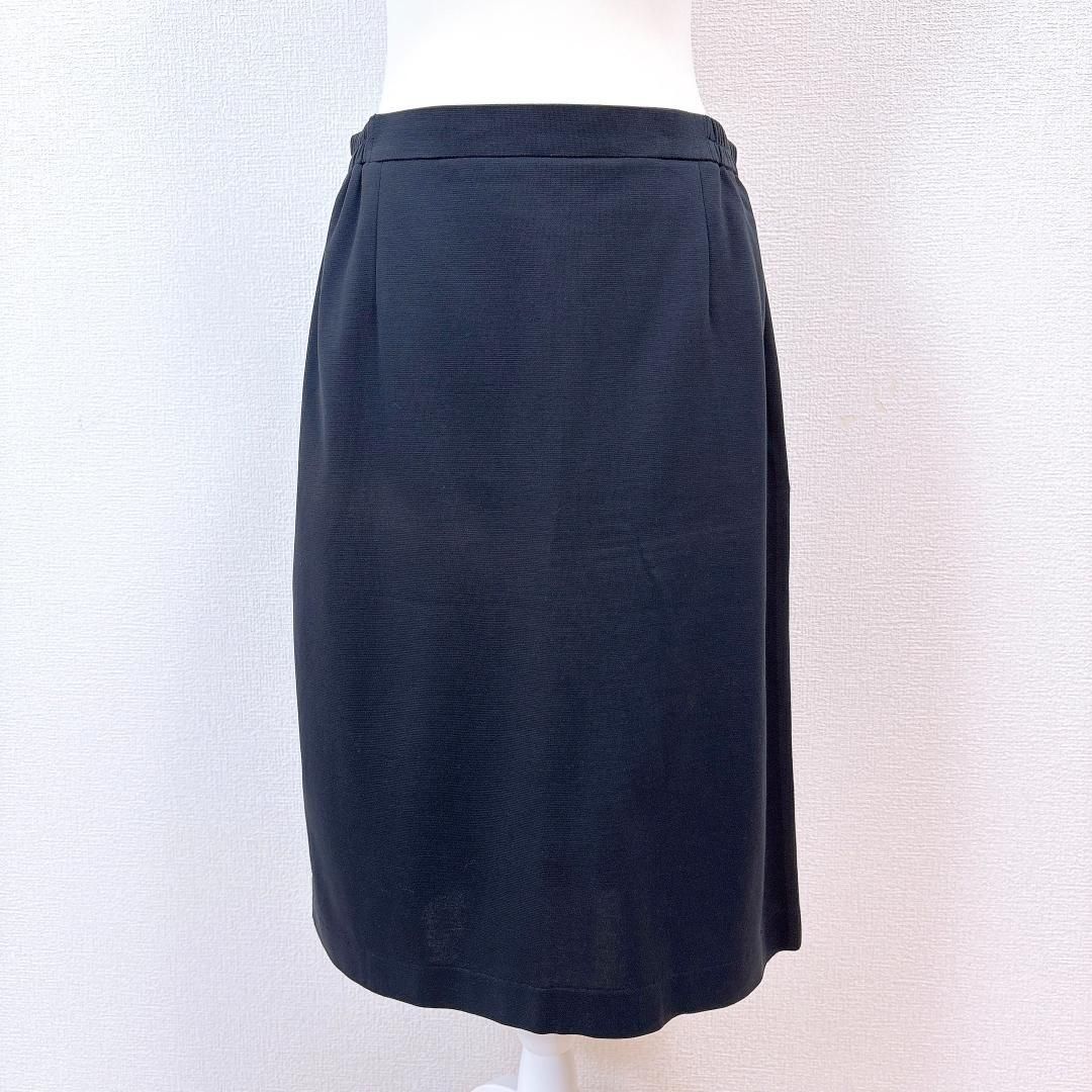 GIVENCHY Life ノーカラー 金ボタン スカートスーツ ネイビー GIVENCHY