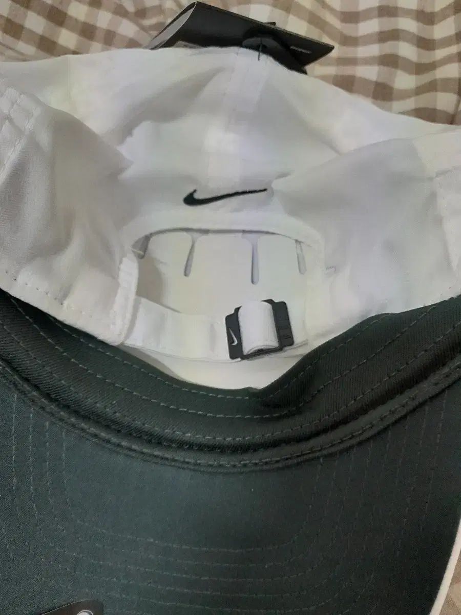 ナイキ スウッシュ ゴルフ帽子